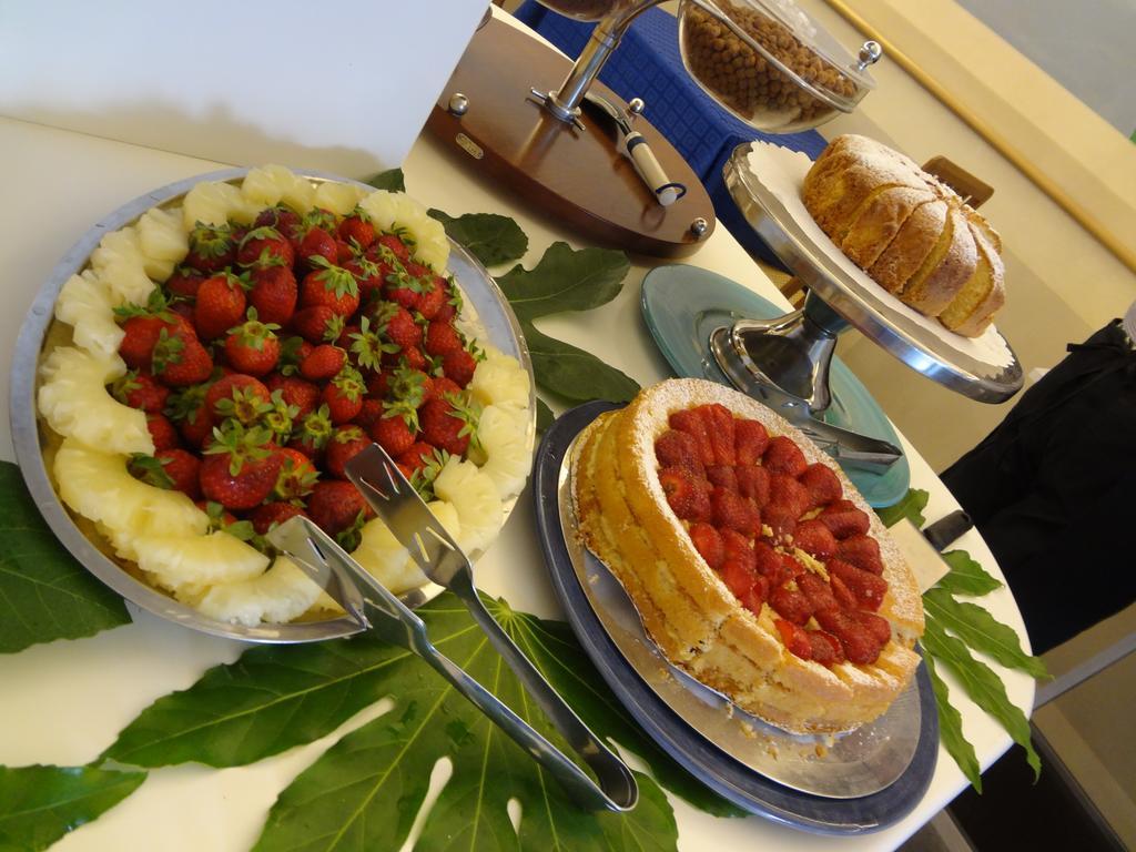 Hotel Villa Candia Lignano Sabbiadoro Ngoại thất bức ảnh
