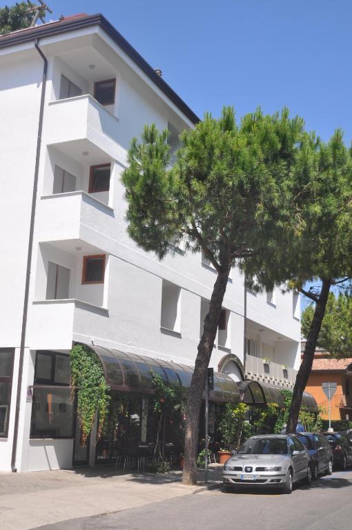 Hotel Villa Candia Lignano Sabbiadoro Ngoại thất bức ảnh